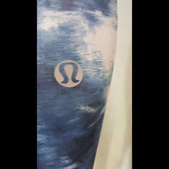 Lululemon Speed Tight Silver Fox Alberta Lake 4 - Picture 7 of 10